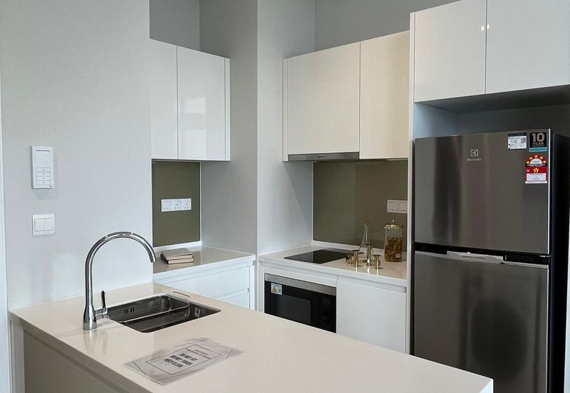 Pavilion Ceylon Hill