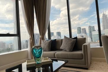 Pavilion Ceylon Hill