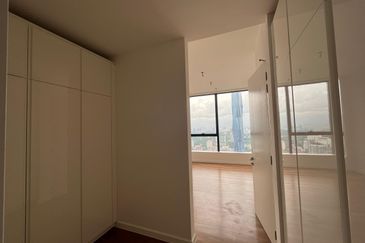 Pavilion Ceylon Hill