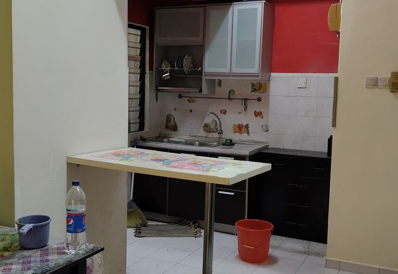 Vista Millennium Condominiums