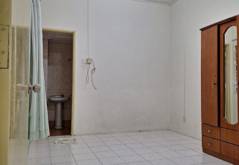 Kota Kemuning 2 storey Terraced house 