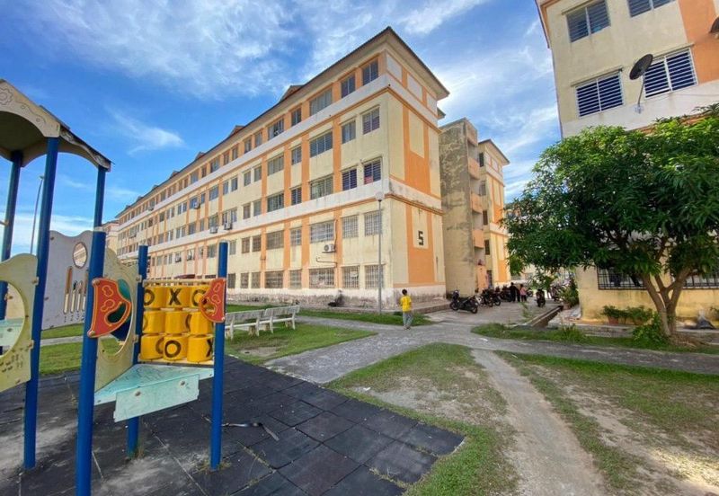 Rumah Pangsa Impian, Bandar Saujana Putra