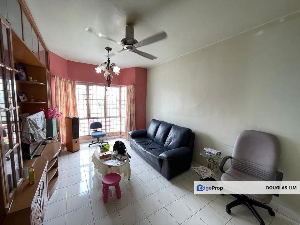 Low Cost Flat Bandar Saujana Putra , Selangor, Jenjarom