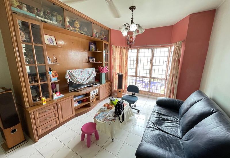 Rumah Pangsa Impian, Bandar Saujana Putra