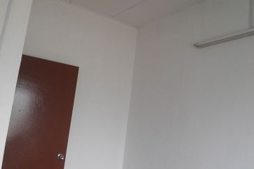 Subang Perdana Goodyear Court 8