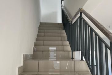 Robin @ Bandar Rimbayu