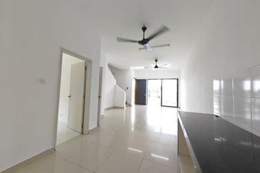 Bandar Mahkota Banting (Brooklands)