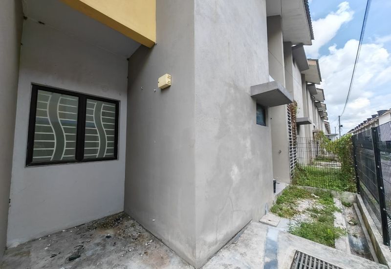 Bandar Mahkota Banting (Brooklands)