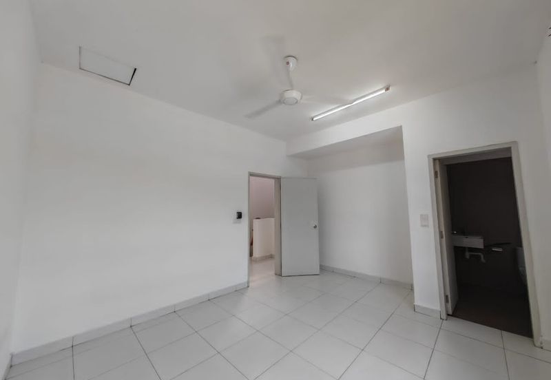 Bandar Mahkota Banting (Brooklands)