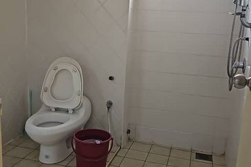 Canal Gardens, Kota Kemuning