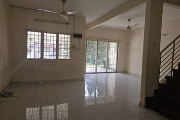 2 Storey Terraced House Sg Congkak Kota Kemuning