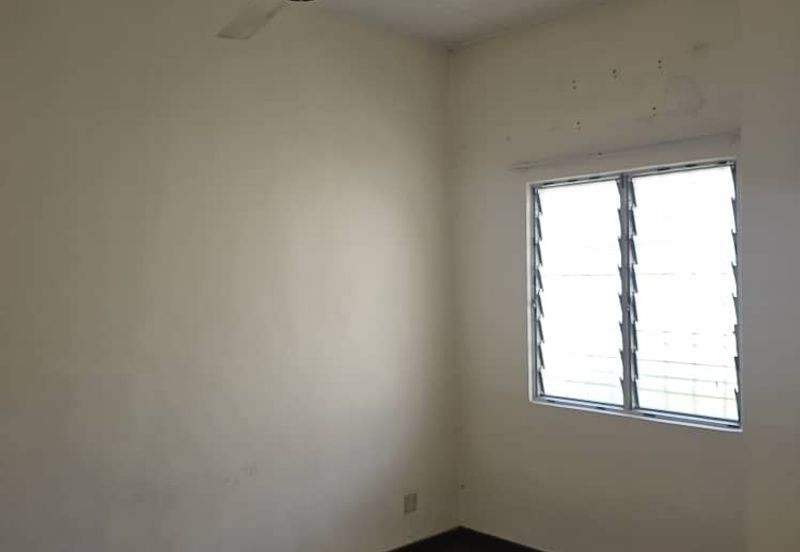 2 Storey Terraced House Sg Congkak Kota Kemuning