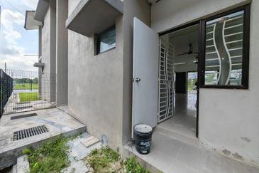 Bandar Mahkota Banting (Brooklands)