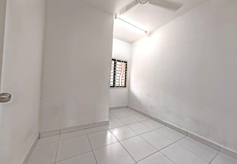 Bandar Mahkota Banting (Brooklands)