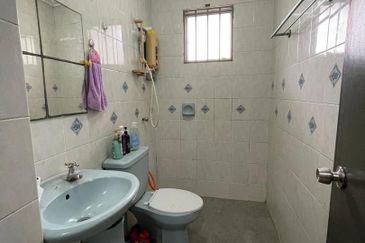 Jalan Sungai Rincing 32/54B