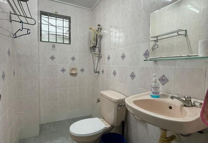 Jalan Sungai Rincing 32/54B