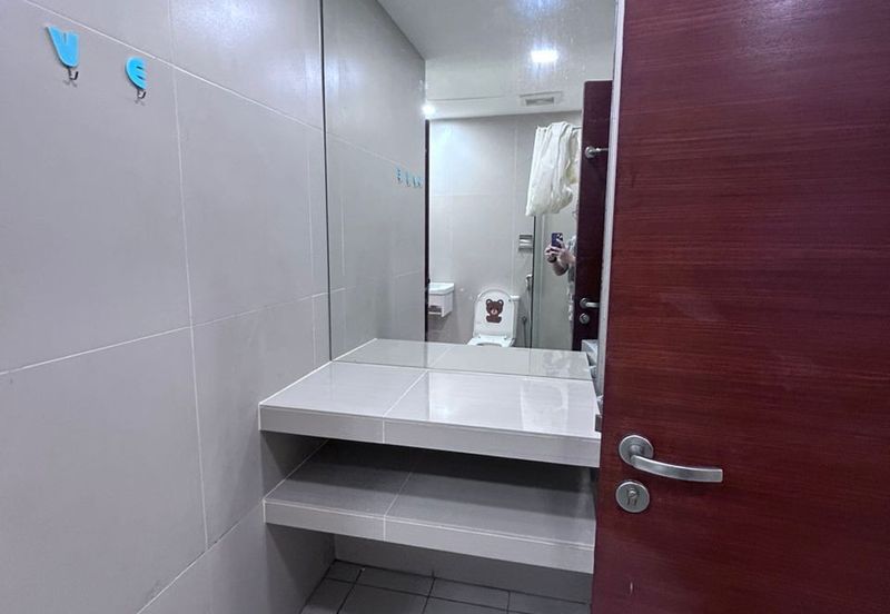 231 TR Serviced Suite