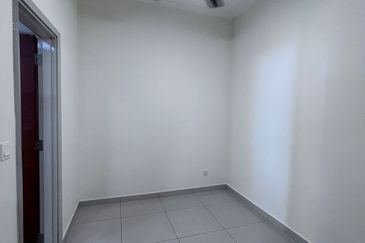 231 TR Serviced Suite