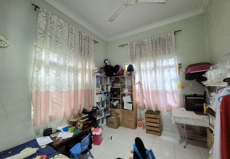 [Spacious & Strategic Home] 1 Storey Banglo House  Kg Melayu Sri Kundang, Kundang Rawang
