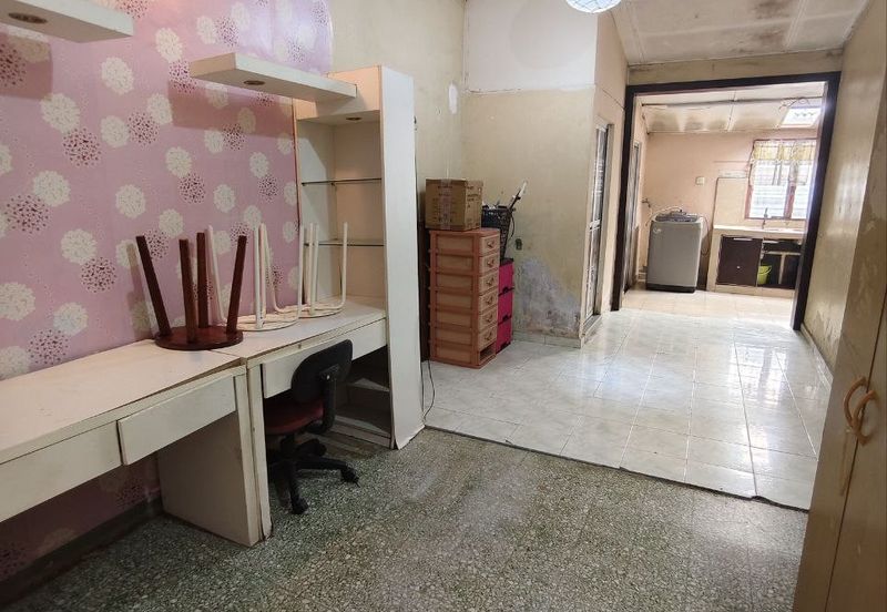 End lot Single Storey Taman Salak Jaya Salak Selatan Kuala Lumpur