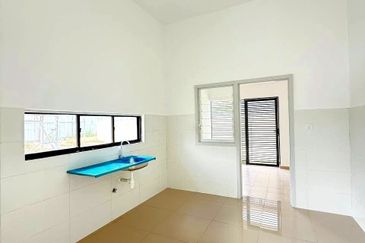 Tilia Encorp Cahaya Alam