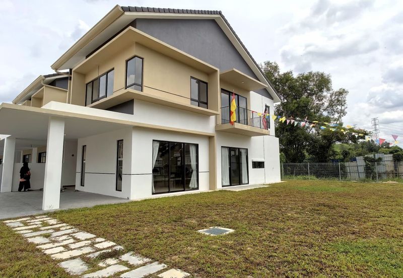 Tilia Encorp Cahaya Alam