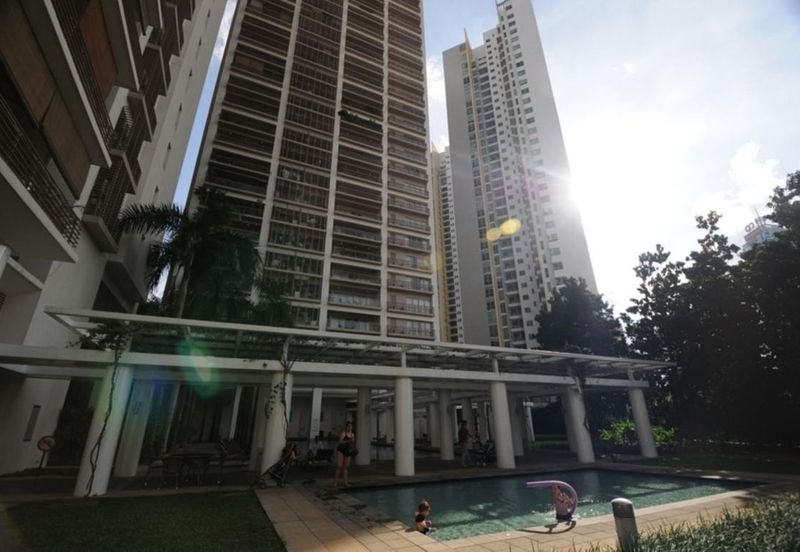 Hampshire Park Condominium