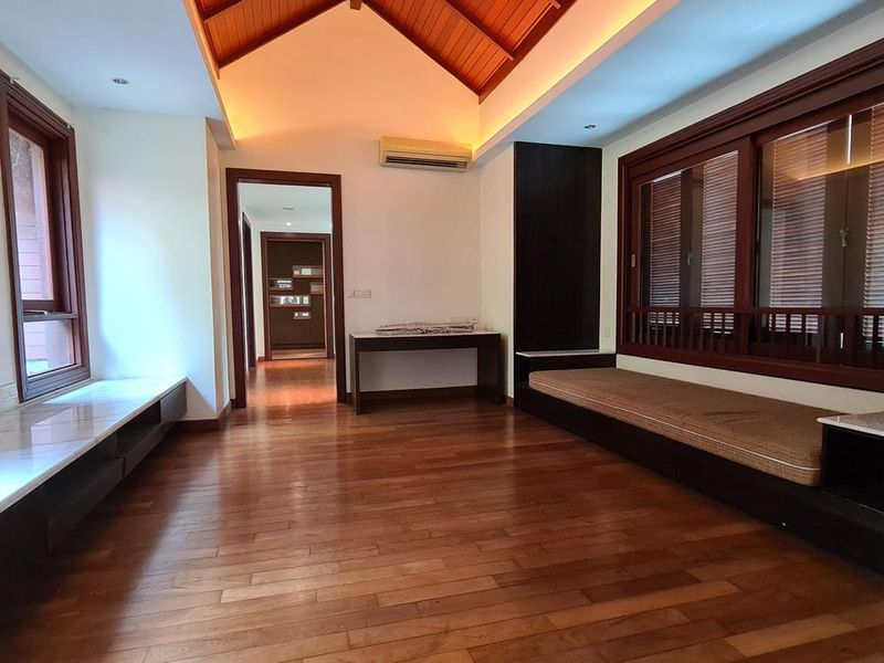 Sri Bukit Persekutuan, Kuala Lumpur, Bangsar