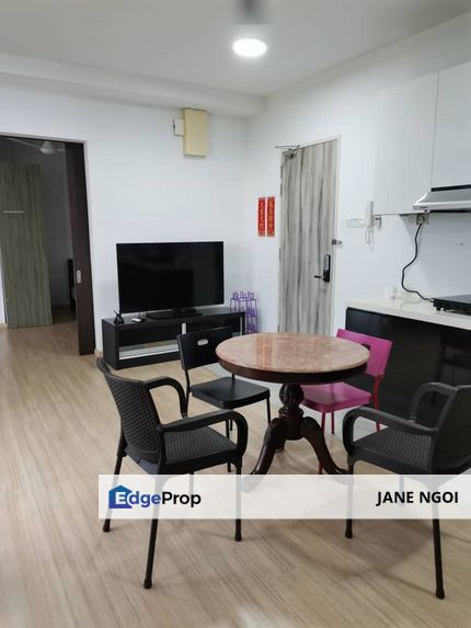 Cube 8 Teens Fully Furnished With Balcony, Johor, Johor Bahru