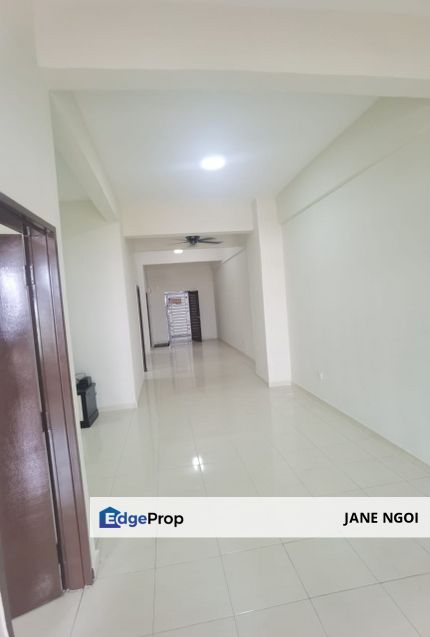 Plaza Mentari Apartment (Sun City) / 3 Bedrooms / Partial Furnished, Johor, Johor Bahru