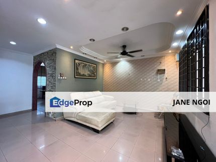 Taman Molek Jalan Molek Double Storey House Fully Furnished, Johor, Johor Bahru