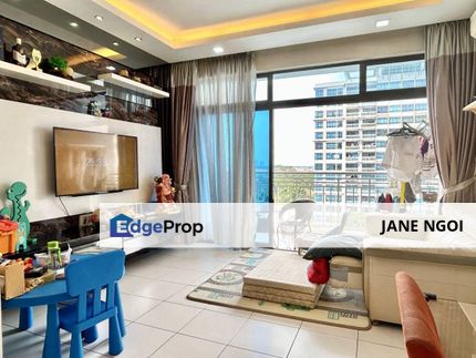 Seri Austin Luxury Apartment Three Bedrooms Renovated Unit, Johor, Johor Bahru