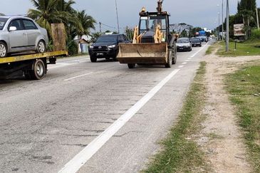 TANAH TEPI JALAN UTAMA KUALA SELANGOR KE TELUK INTAN UNTUK DIJUAL LOKASI: KUALA SELANGOR ✅✅✅✅