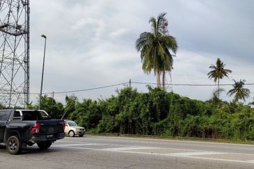 TANAH TEPI JALAN UTAMA KUALA SELANGOR KE TELUK INTAN UNTUK DIJUAL LOKASI: KUALA SELANGOR ✅✅✅✅