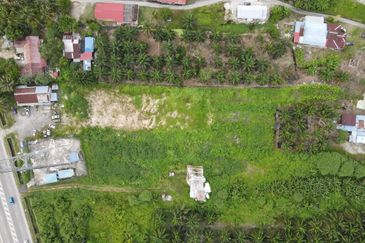 TANAH TEPI JALAN UTAMA KUALA SELANGOR KE TELUK INTAN UNTUK DIJUAL LOKASI: KUALA SELANGOR ✅✅✅✅