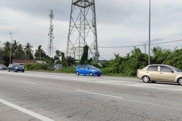 TANAH TEPI JALAN UTAMA KUALA SELANGOR KE TELUK INTAN UNTUK DIJUAL LOKASI: KUALA SELANGOR ✅✅✅✅