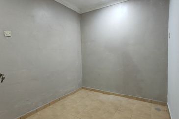 Bandar Tun Hussein Onn