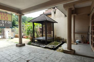 Bandar Tun Hussein Onn