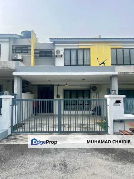 FACING OPEN RENOVATED AND GOOD CONDITION FOR SALE Double Storey at Taman Semenyih Parklands, Beranang Semenyih Selangor, Selangor, Semenyih