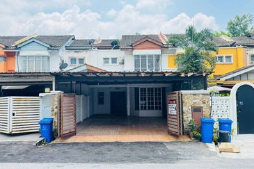 FOR SALE : Double Storey Jalan Nova Seksyen U5 Subang Bestari Shah Alam Selangor