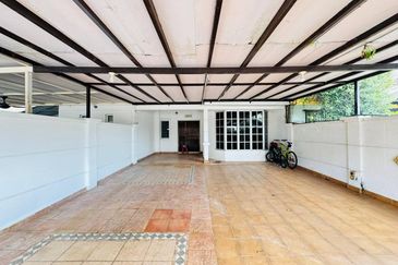 FOR SALE : Double Storey Jalan Nova Seksyen U5 Subang Bestari Shah Alam Selangor