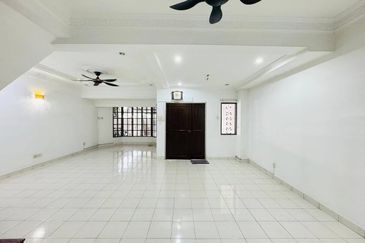FOR SALE : Double Storey Jalan Nova Seksyen U5 Subang Bestari Shah Alam Selangor