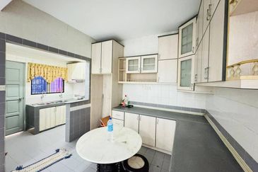 FOR SALE : Double Storey Jalan Nova Seksyen U5 Subang Bestari Shah Alam Selangor