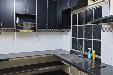 Jalan Bandar Kinrara 4/8B