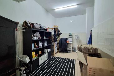 Persiaran Puncak Alam 2 