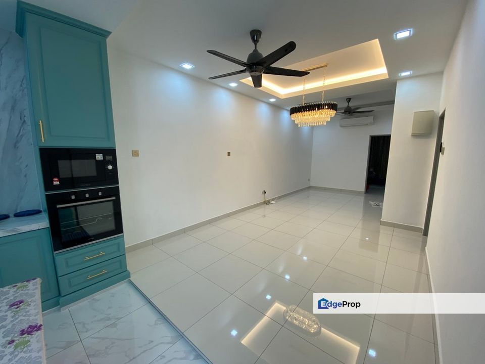 FOR SALE ::::::::::::: RENOVATED 2.5 storey terrace Jalan SI 1/3 Taman Sentosa Impian Sg Merab Putrajaya, Selangor, Bangi