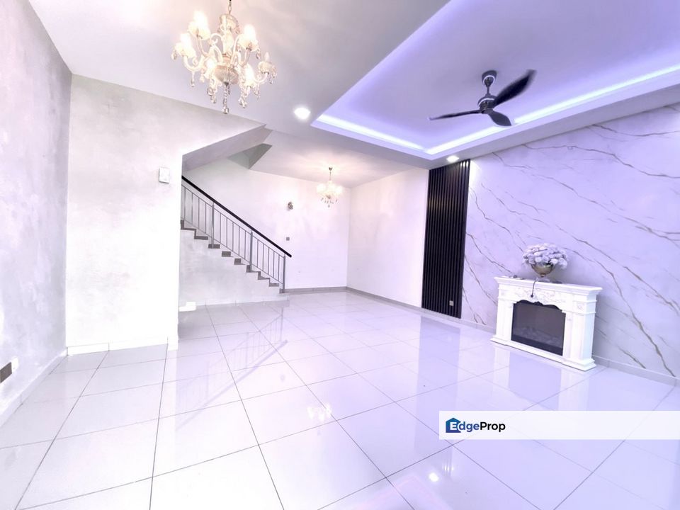 FOR SALE ::::::::::::: RENOVATED 2.5 storey terrace Jalan SI 1/3 Taman Sentosa Impian Sg Merab Putrajaya, Selangor, Bangi