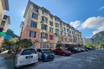 Apartment Taman Pinggiran Batu Caves