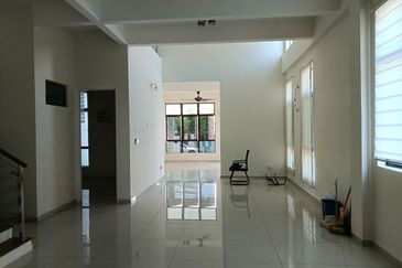 Ozana Residence