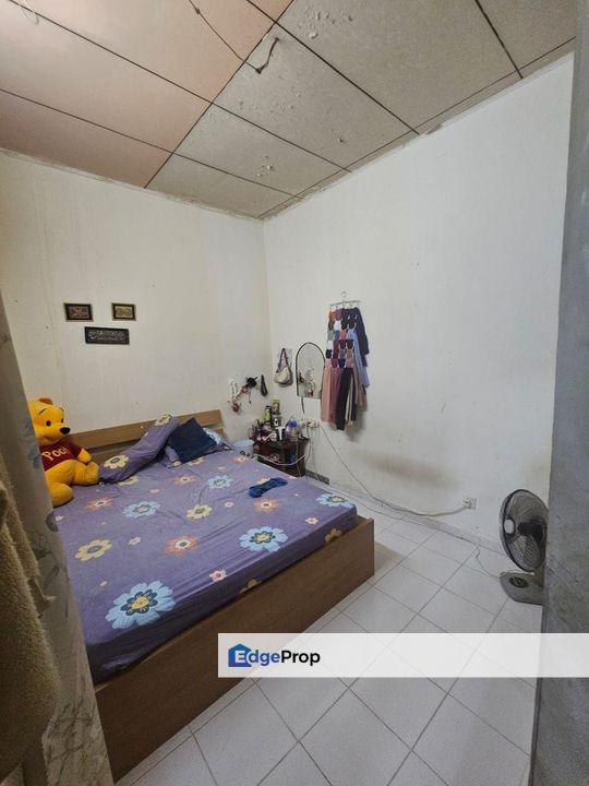 Shop Apartment, Jalan Cahaya 14, Taman Cahaya, Ampang For Sale With Tenant, Selangor, Ampang